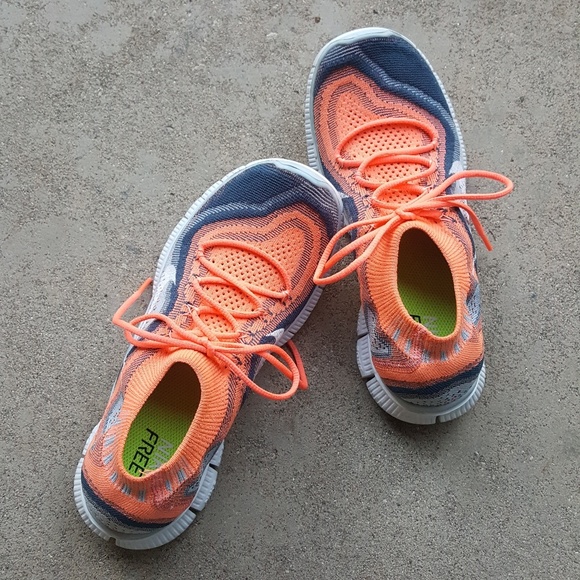 Nike Shoes - ⚡Nike Free Flyknit 5.0